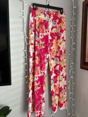 West Loop Floral Lily Print Wide Leg Smocked Waist Pants Size Medium